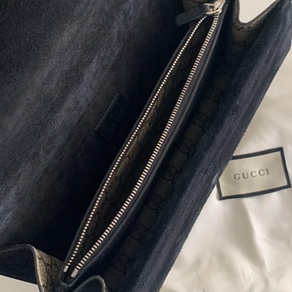 Authentic Gucci Dionysus Shoulder Bag - Picture 3 of 6